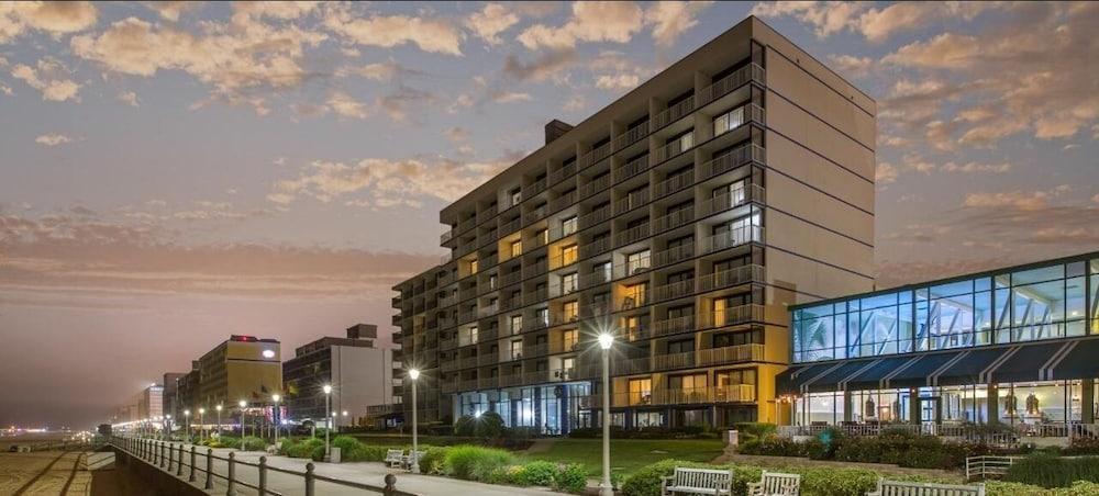 Coastal Hotel & Suites Virginia Beach - Oceanfront Extérieur photo