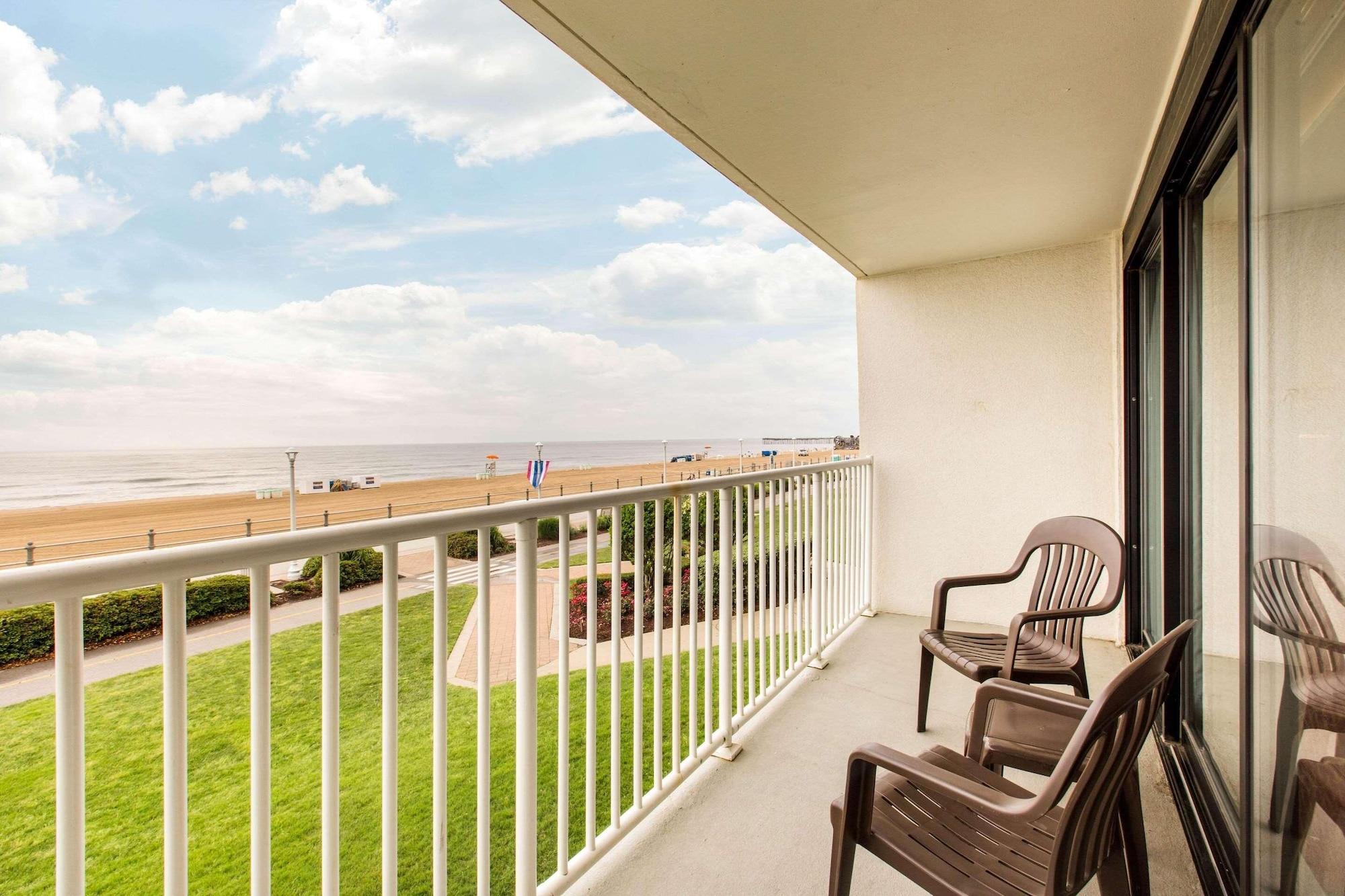 Coastal Hotel & Suites Virginia Beach - Oceanfront Extérieur photo
