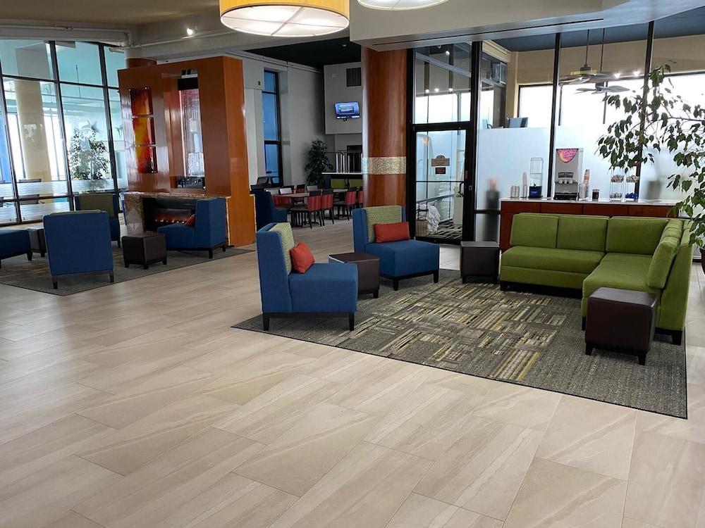 Coastal Hotel & Suites Virginia Beach - Oceanfront Extérieur photo