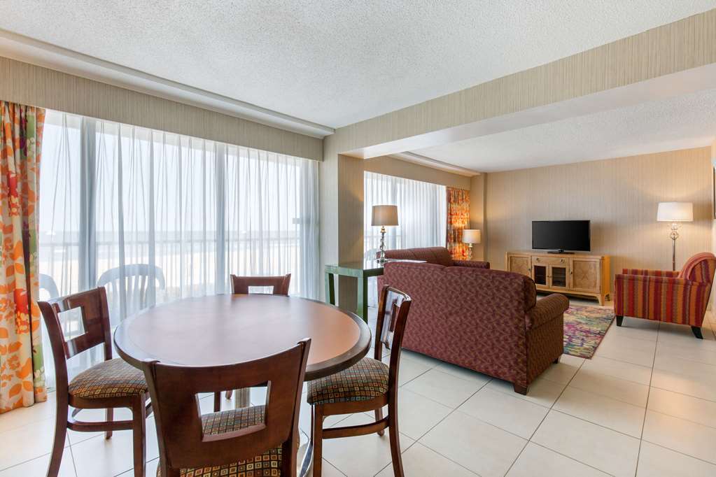 Coastal Hotel & Suites Virginia Beach - Oceanfront Chambre photo